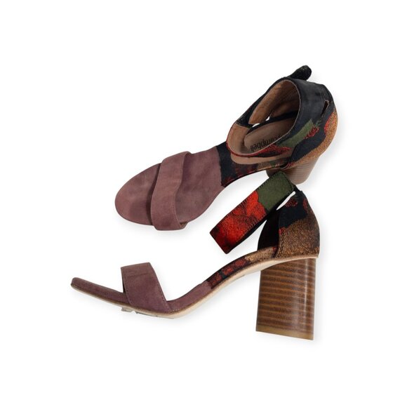 Jeffrey Campbell Embroidered Suede Strappy Sandal Wood Block Heel SZ 6.5 Purdy - Picture 6 of 10